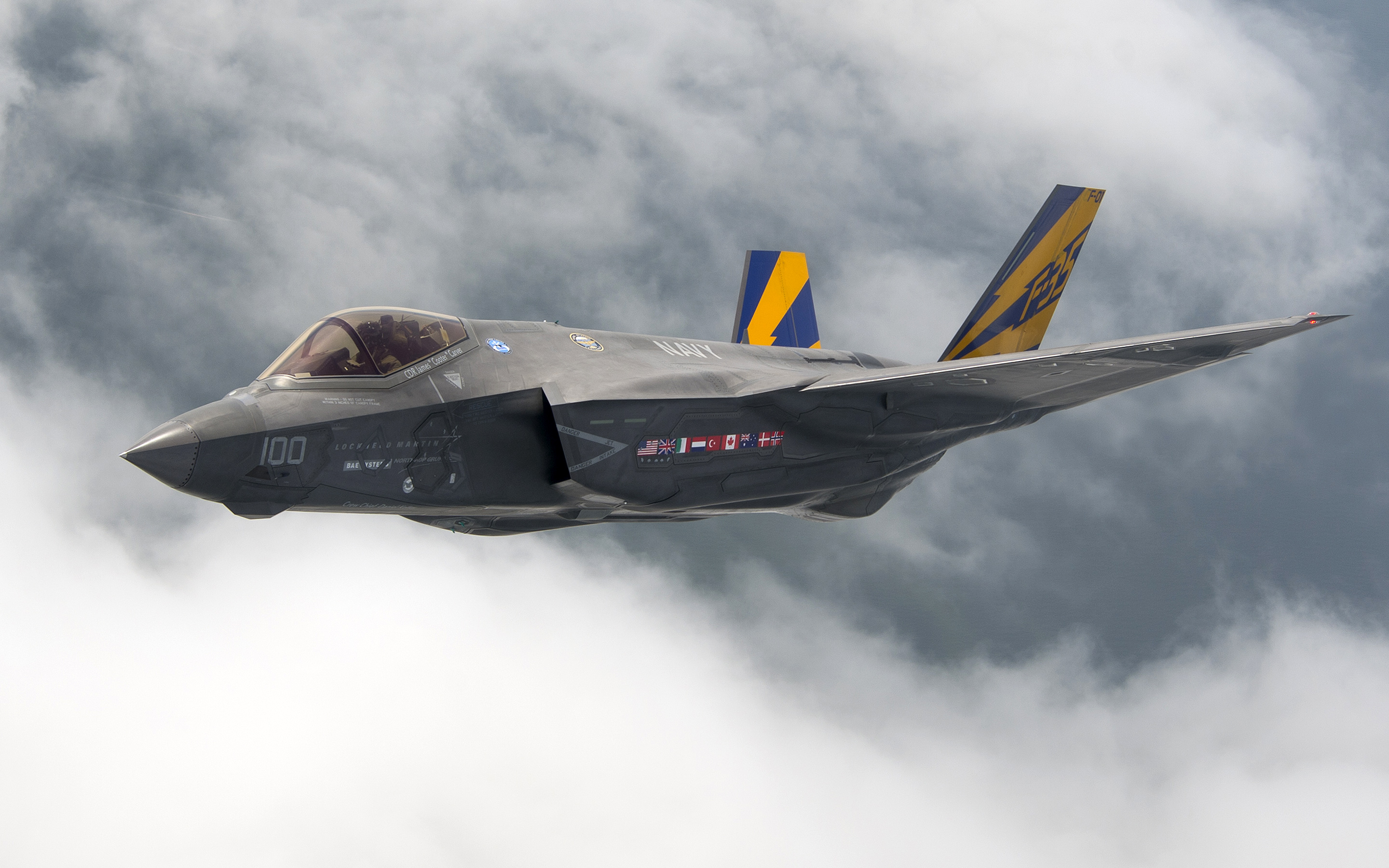 Lockheed Martin F 35 Lightning II Stealth Fighter575507207